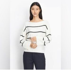 Vince Boat Neck Cashmere light cream and black sweater